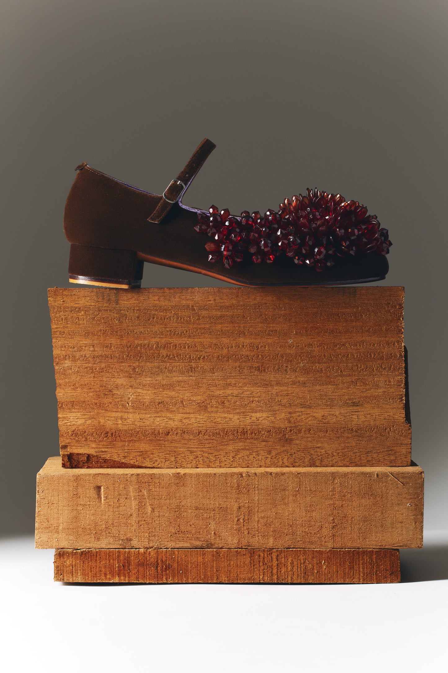 x Marista | Amanda in Walnut